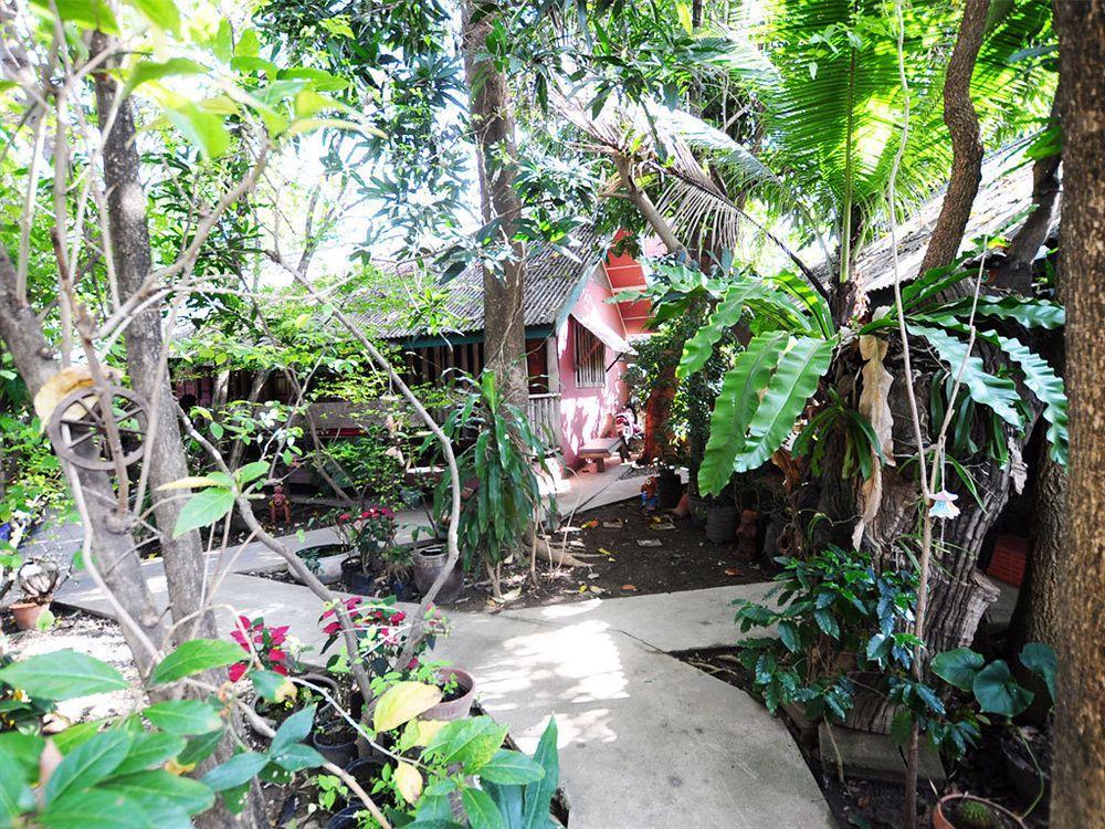 Sukhothai Guest House Ngoại thất bức ảnh