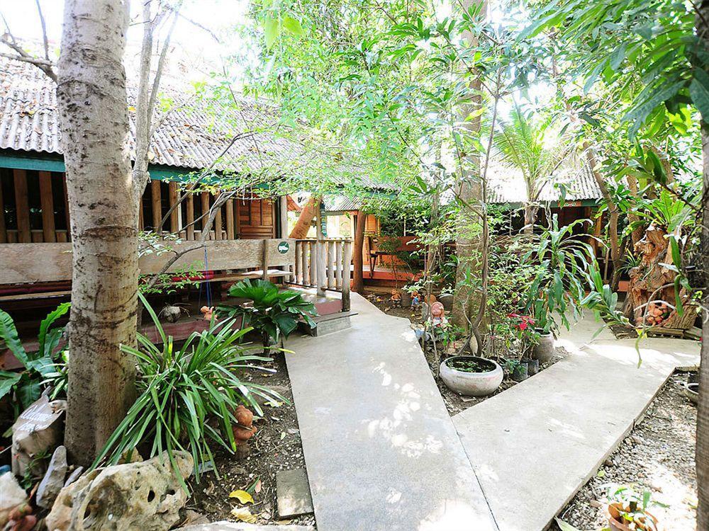 Sukhothai Guest House Ngoại thất bức ảnh