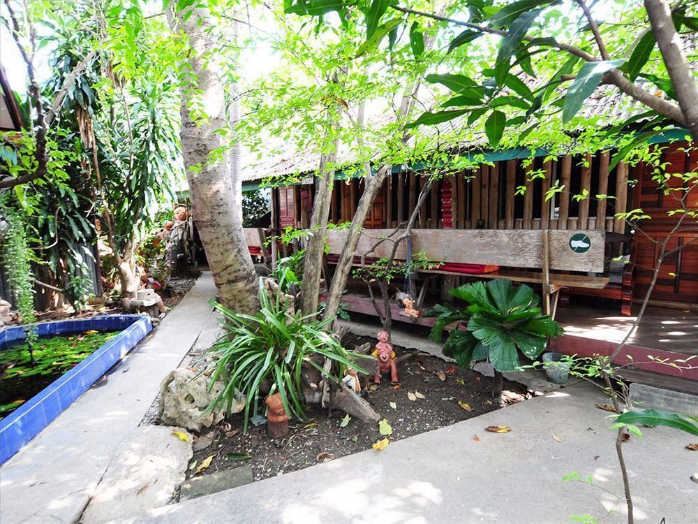 Sukhothai Guest House Ngoại thất bức ảnh