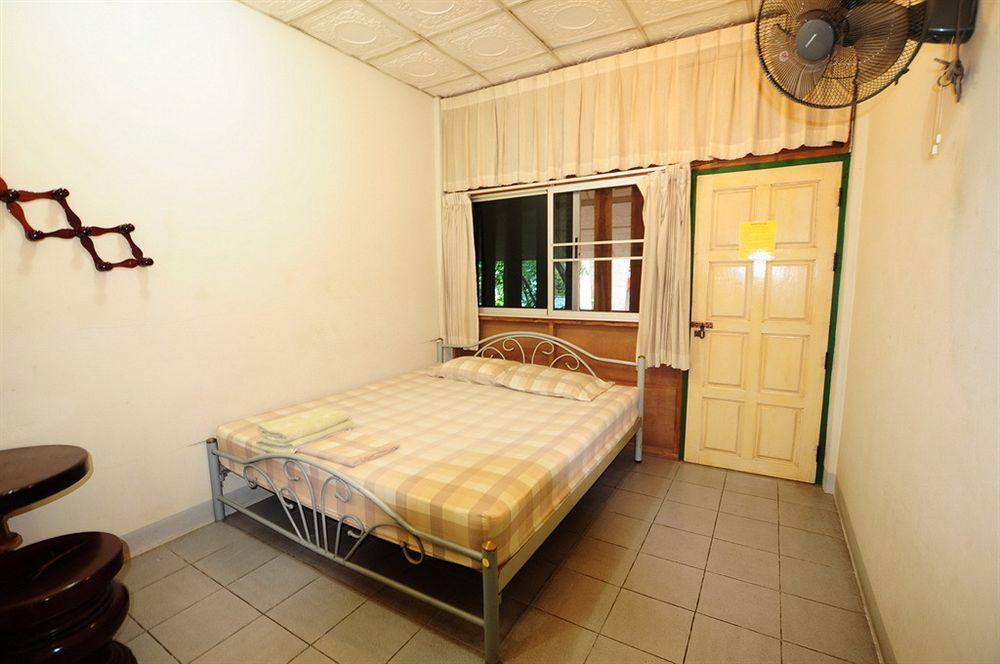 Sukhothai Guest House Ngoại thất bức ảnh