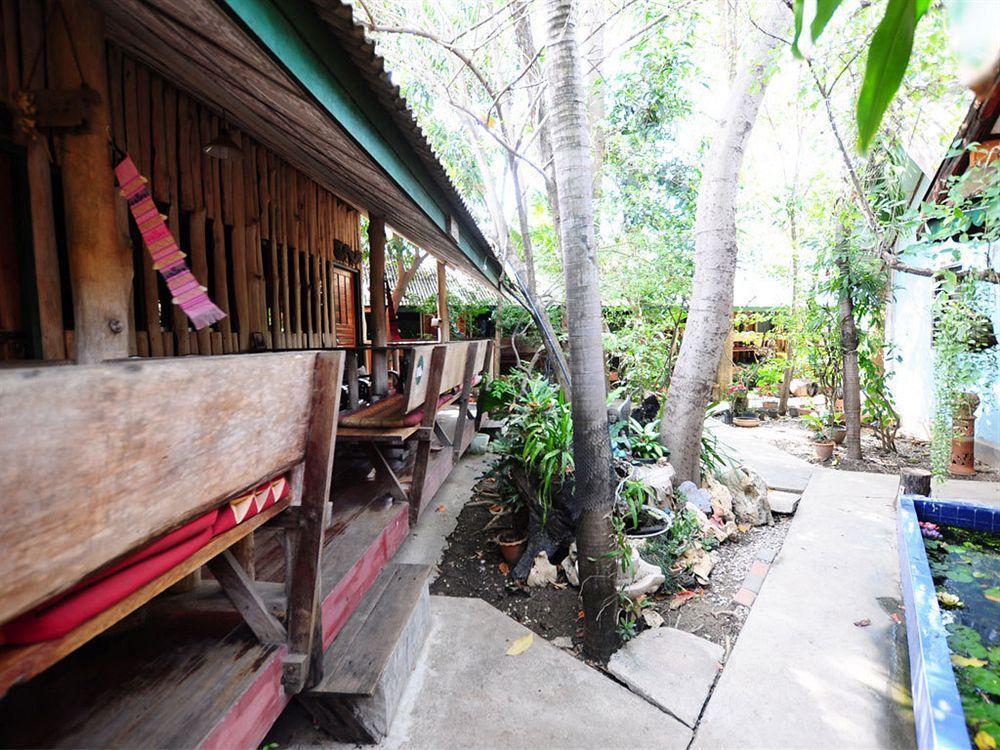 Sukhothai Guest House Ngoại thất bức ảnh
